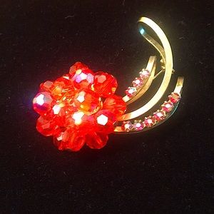 VINTAGE FALL BROOCH-gold tone with orange & red Iridescent crystals
